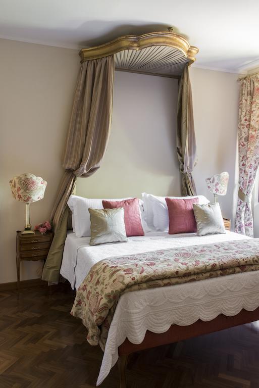 L' Insolita Venturina Terme Chambre photo