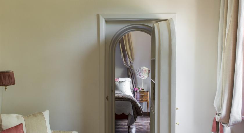 L' Insolita Venturina Terme Chambre photo